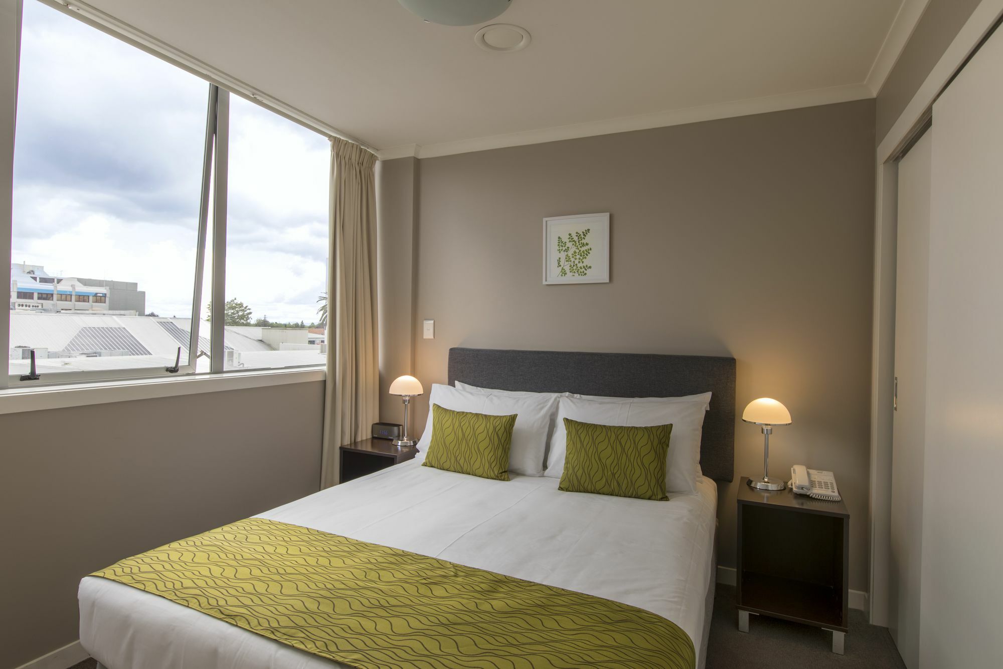 Quest On Ward Serviced Apartments Hamilton Exterior photo