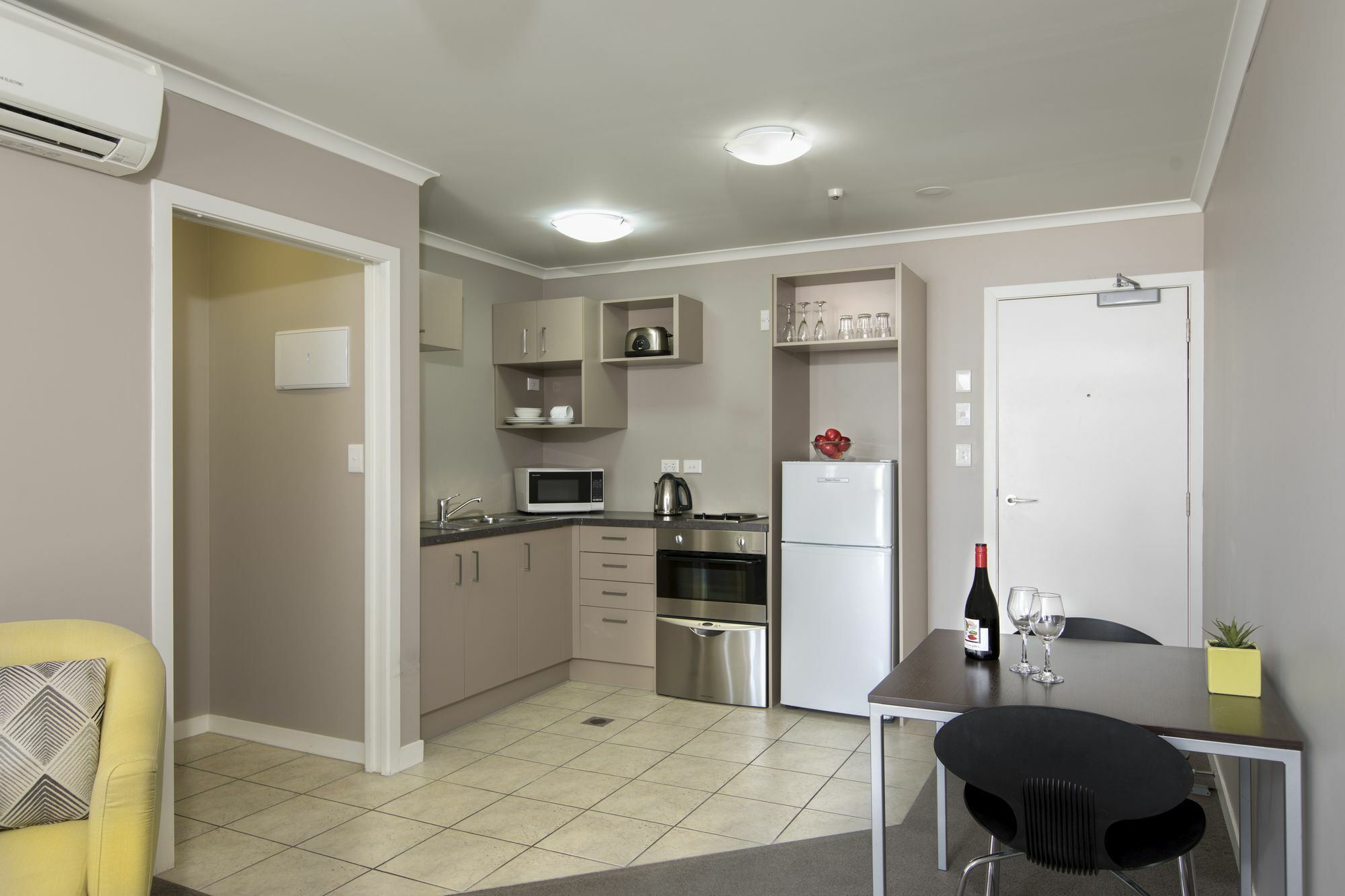 Quest On Ward Serviced Apartments Hamilton Exterior photo